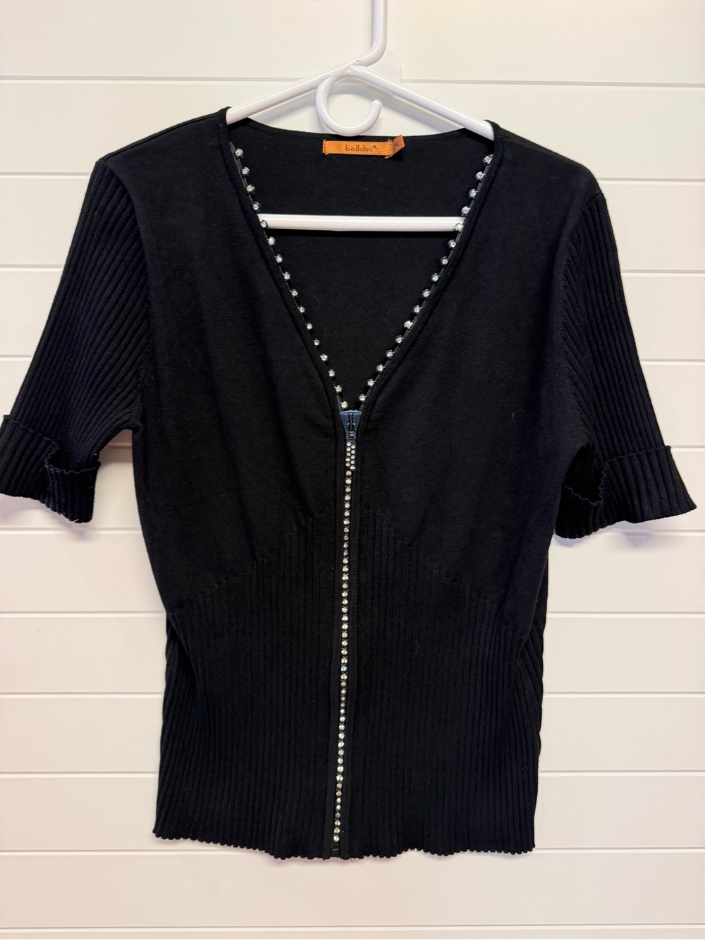 Belldini XL Black Short sleeve top with rhinestone V-neck & full front zipper